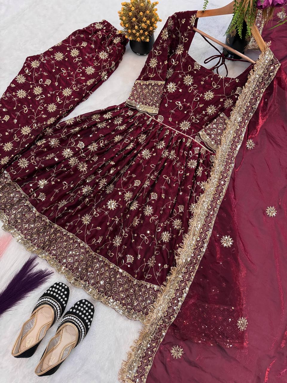 Editorial Garnet Flared Couture